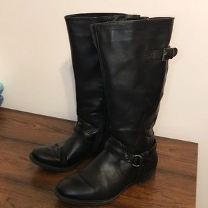 Chester 9 1/2 W black tall boot